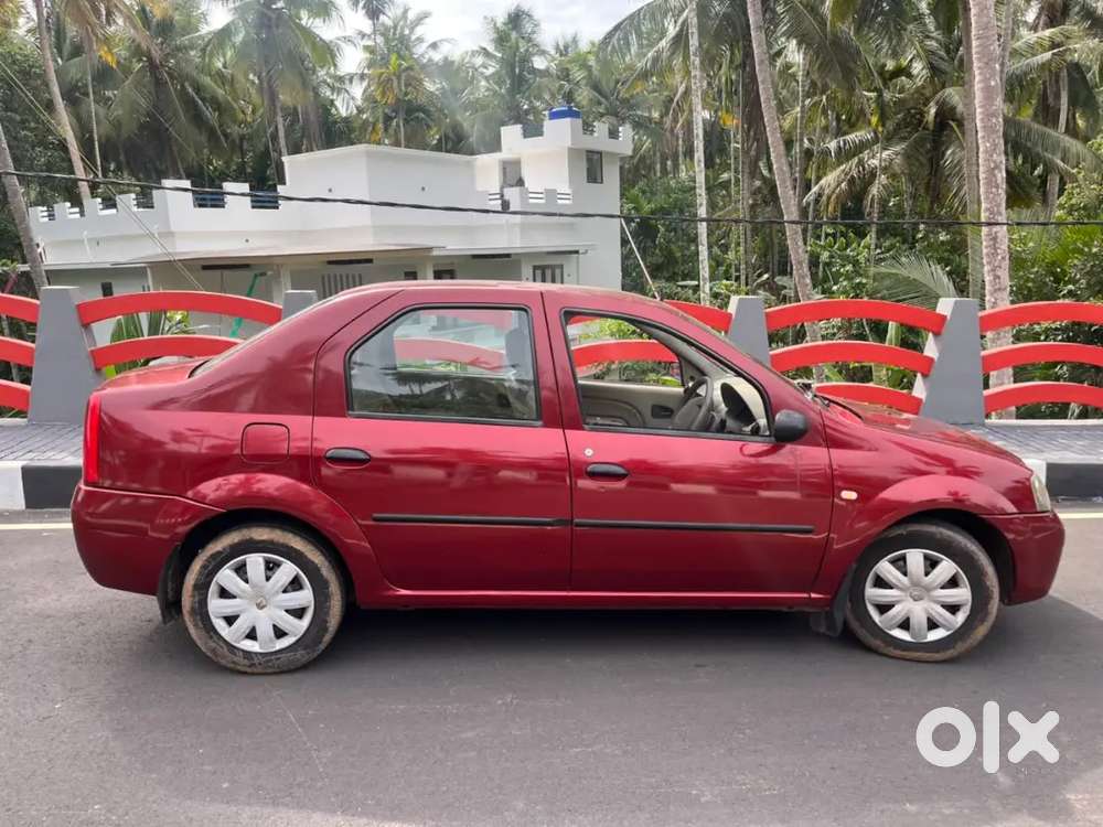Mahindra Renault Logan 2007