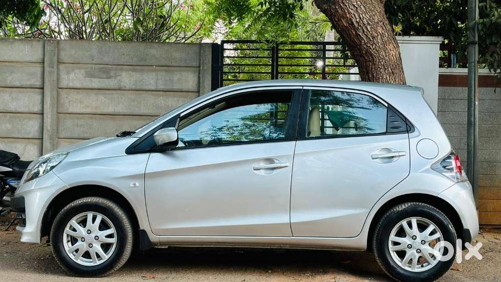 Honda Brio 2011-2013 V Mt, 2013, Petrol