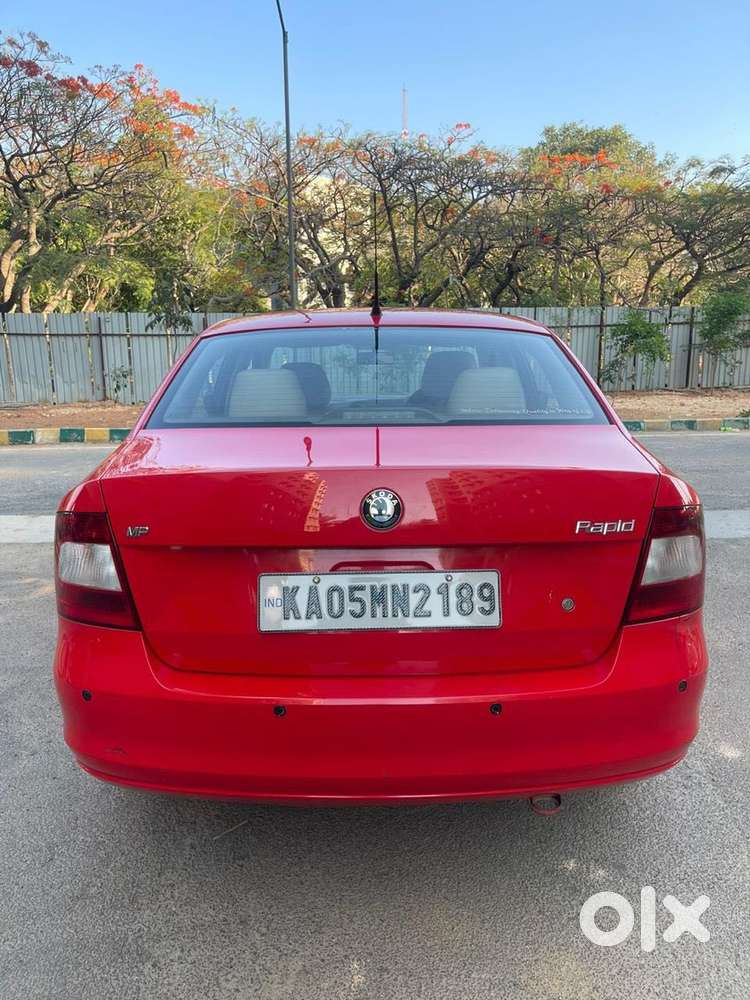 Skoda Rapid 2011-2013 1.6 Mpi At Ambition, 2013, Petrol