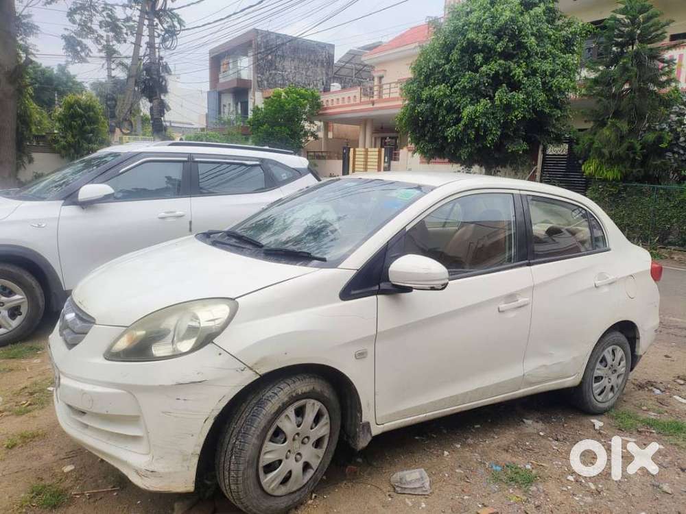 Honda Amaze 2015 Petrol 160000 Km Driven