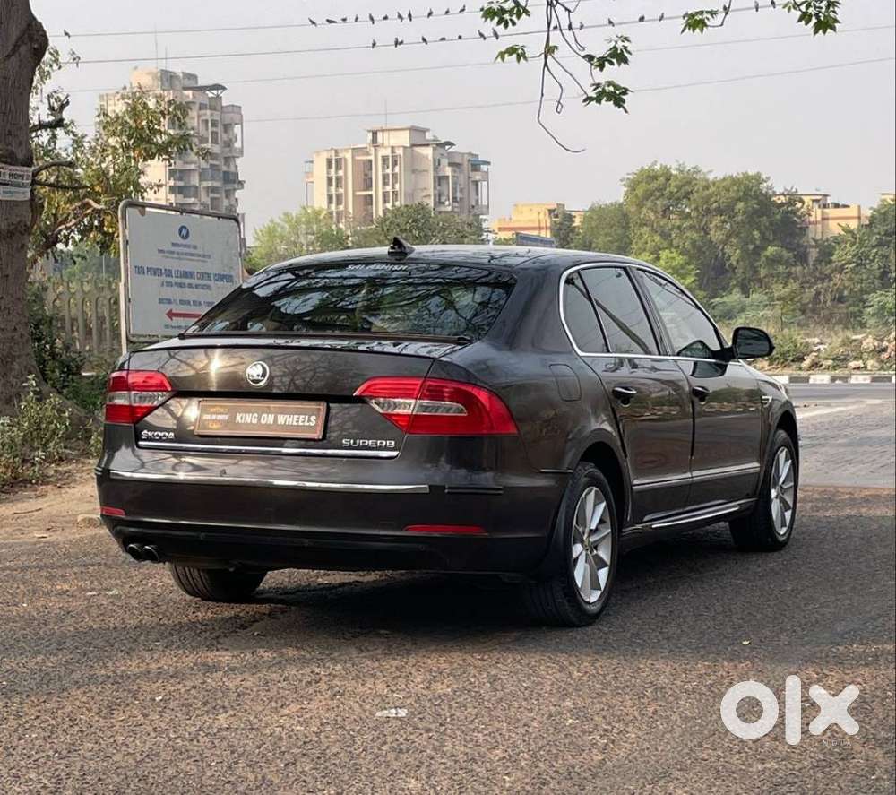 Skoda Superb Elegance 1.8 Tsi At, 2014, Petrol