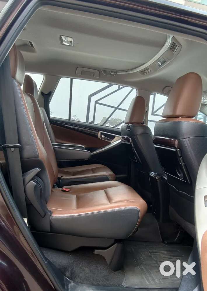 Toyota Innova Crysta 2018 Diesel 135000 Km Driven