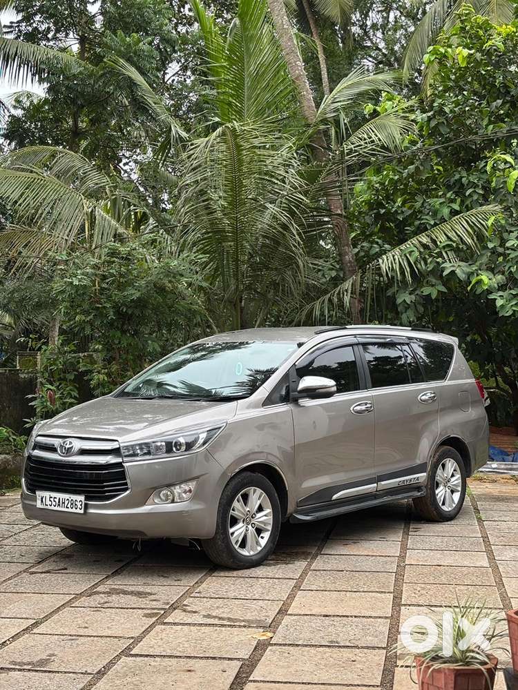 Toyota Innova Crysta Diesel 2017