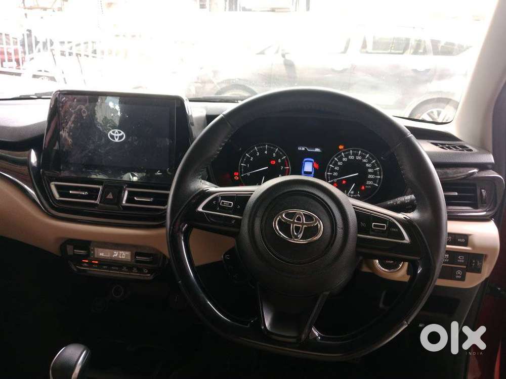 Toyota Glanza, 2023, Petrol
