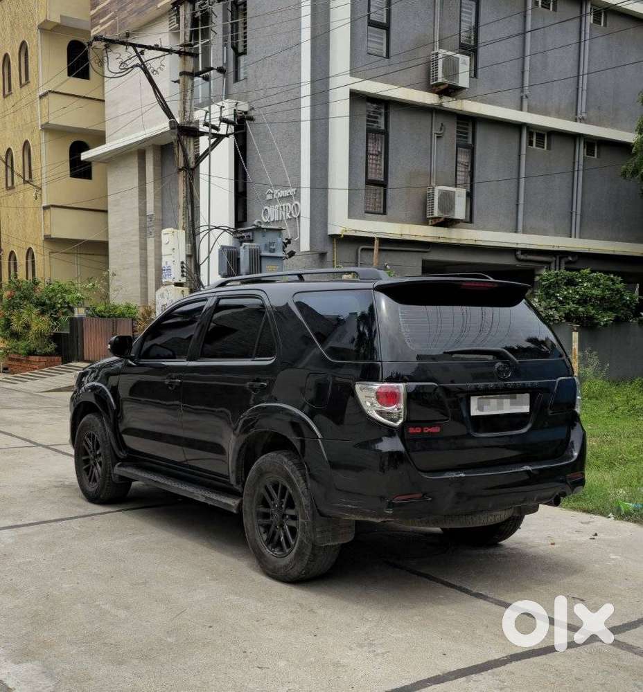 Toyota Fortuner 4x2 Manual, 2014, Diesel