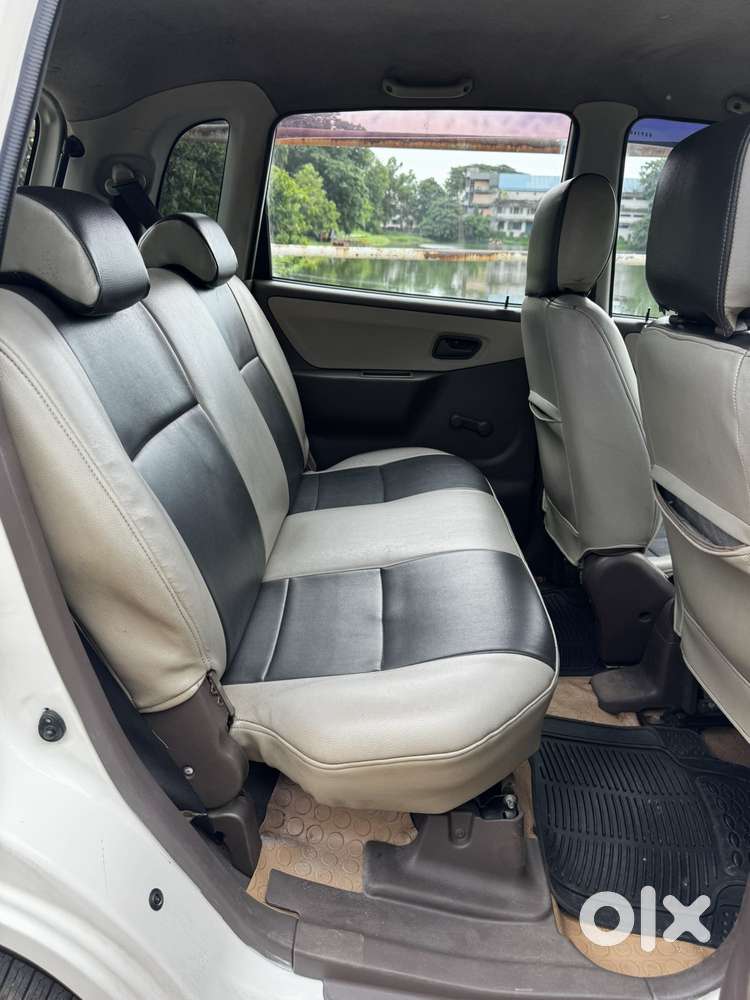 Maruti Suzuki Zen Estilo Lxi Bs Iv, 2011, Petrol
