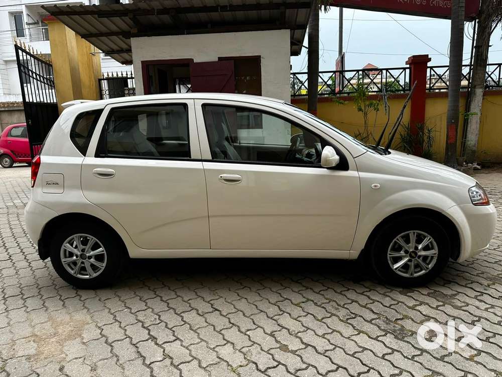 Chevrolet Petrol Car 2010