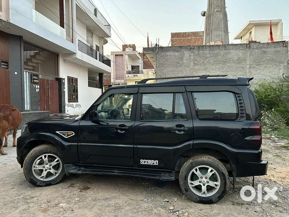 2017 Mahindra Diesel Car