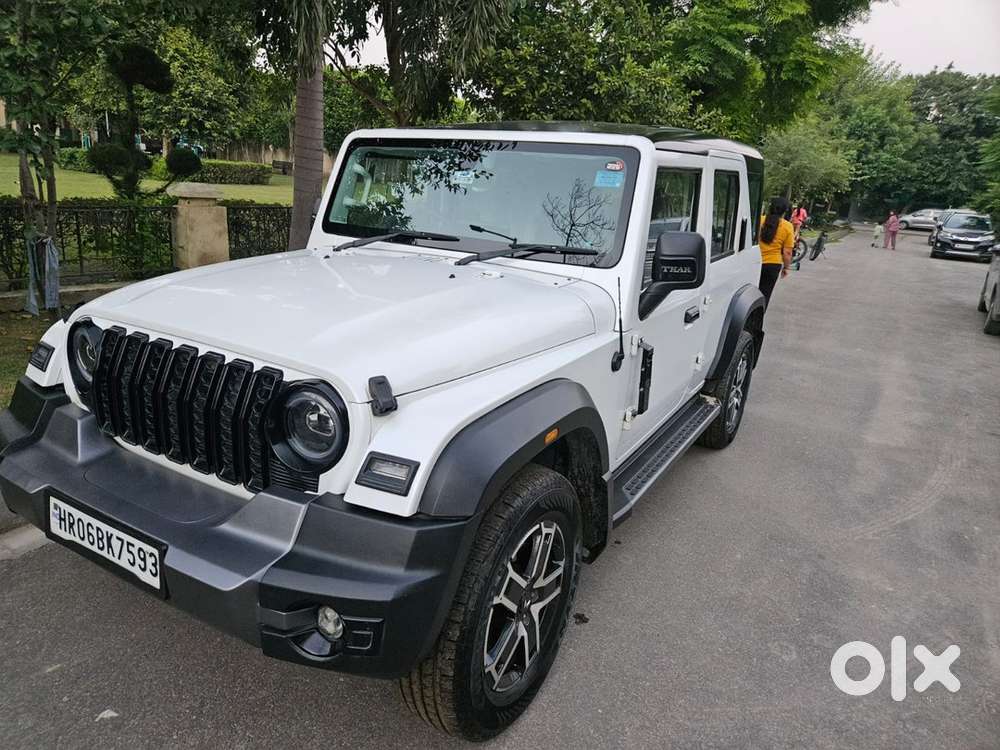 Mahindra Thar Roxx 2025 Petrol