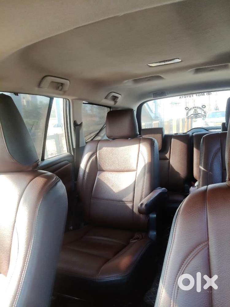 Toyota Innova Crysta 2022