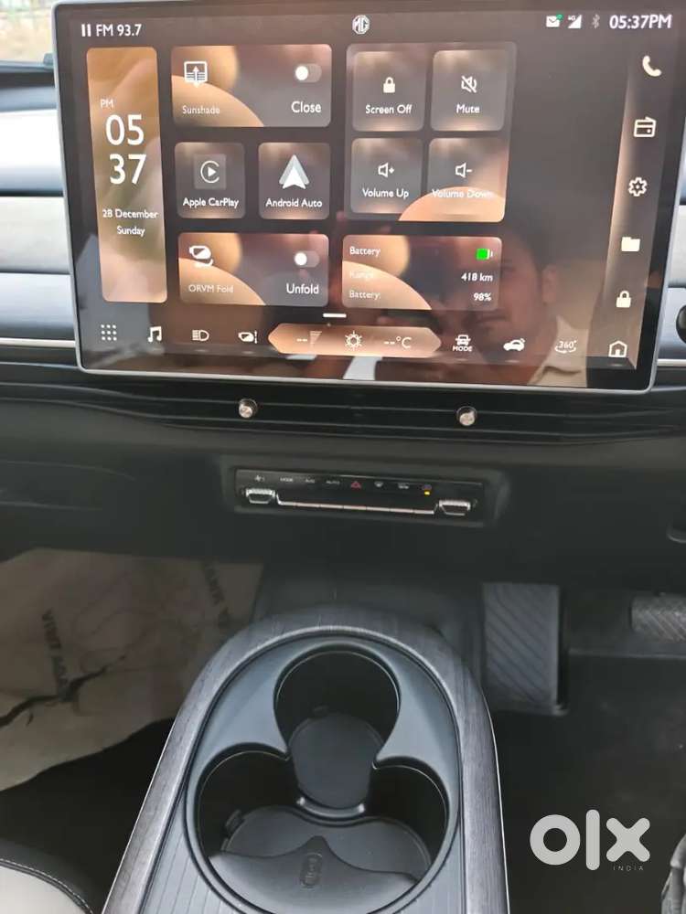 Mg Windsor Ev Essence Pro 52.9kw (2025) Electric 25,000km Driven