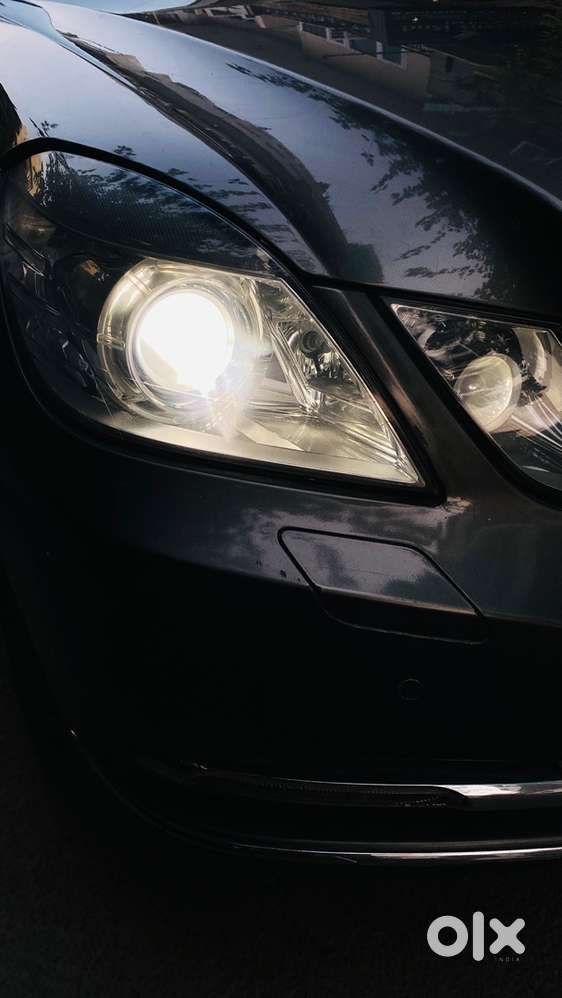 Mercedes-benz E-class 2011