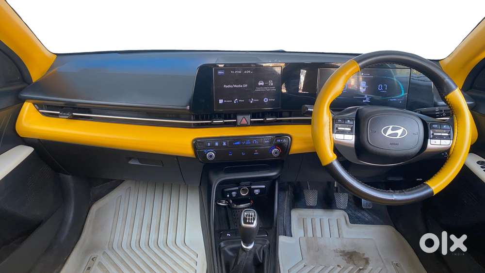 Hyundai Verna 1.5 Mpi Mt Sx (o), 2024, Petrol