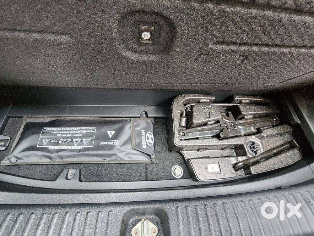 Hyundai Alcazar Platinum, 2021, Petrol