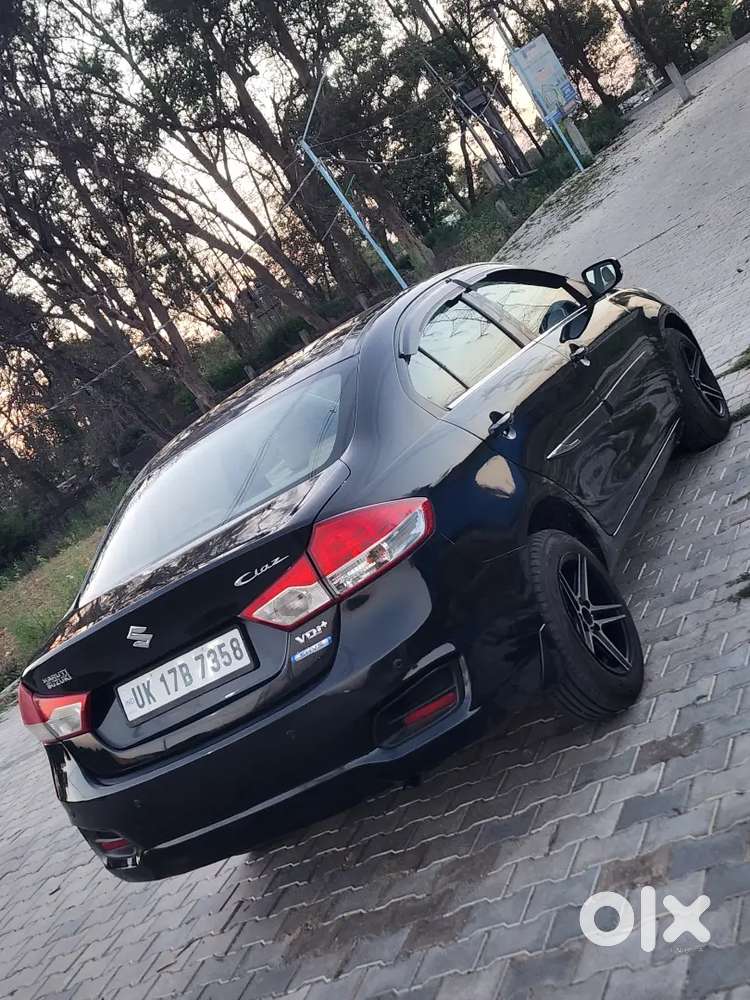 Maruti Suzuki Ciaz Vxi +
1st Owner 
Music System