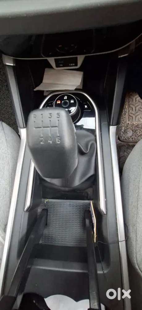 Tata Safari 2024