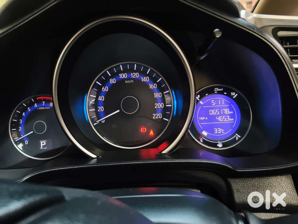 Honda Jazz V Automatic, 2017, Petrol