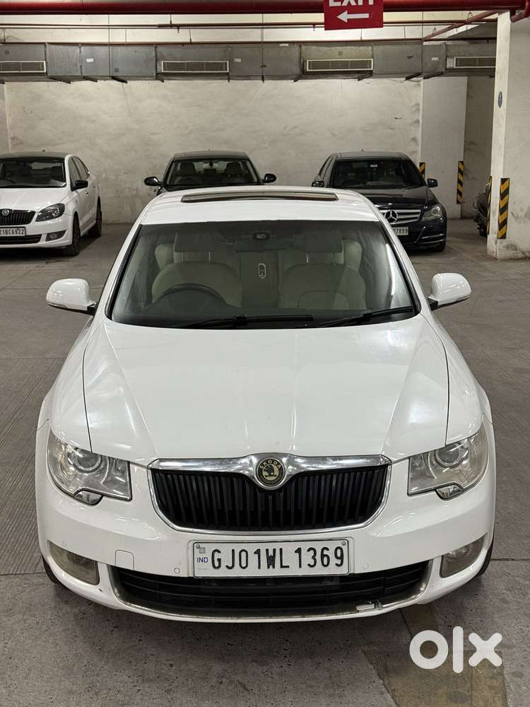 Skoda Superb Style 2.0 Tdi At, 2013, Diesel
