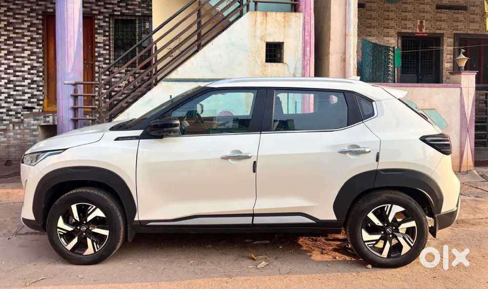 Nissan Magnite 2025 Petrol Automatic