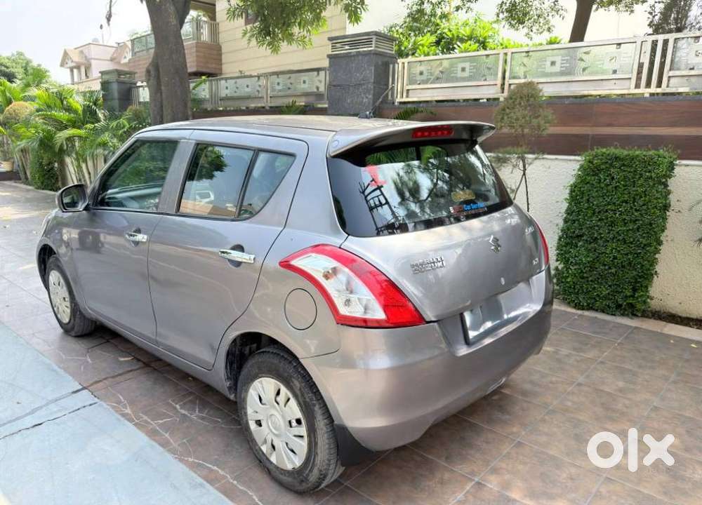 Maruti Suzuki Swift Lxi Option, 2015, Petrol