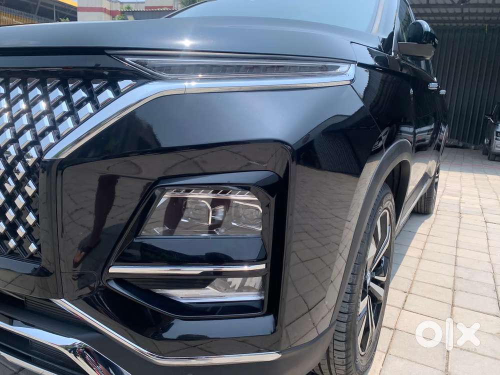 Mg Hector Plus Savvy Pro 1.5 Turbo Petrol Cvt 6 Str Dual Tone, 2023,..