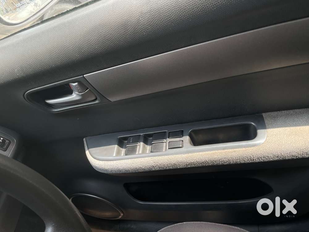 Swift Dzire 2009 Km Driven
