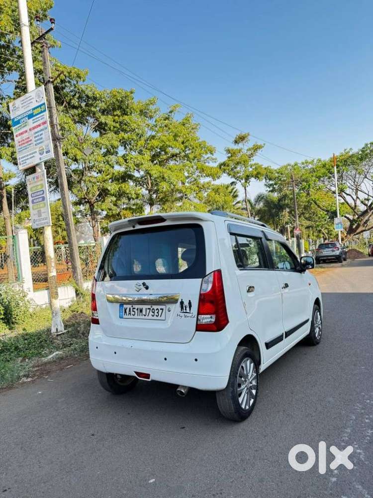 Maruti Suzuki Wagon R Amt Vxi, 2017, Petrol