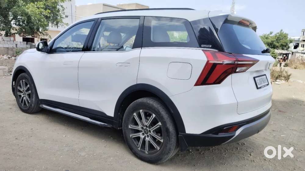 Mahindra Xuv700 2.2 Ax 7 Diesel At Str, 2023, Diesel