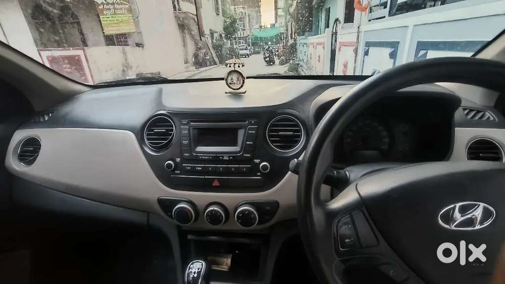 Hyundai Xcent 2015 Diesel   First Owner