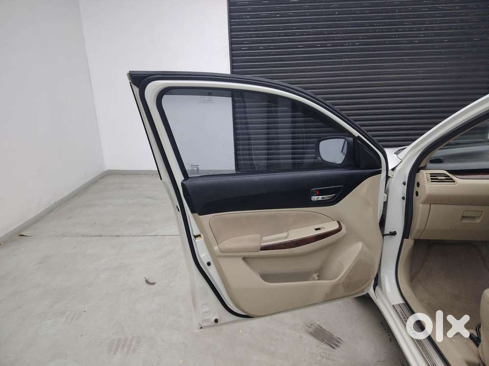 Maruti Suzuki Dzire 1.2 Zxi Plus Amt, 2018, Petrol