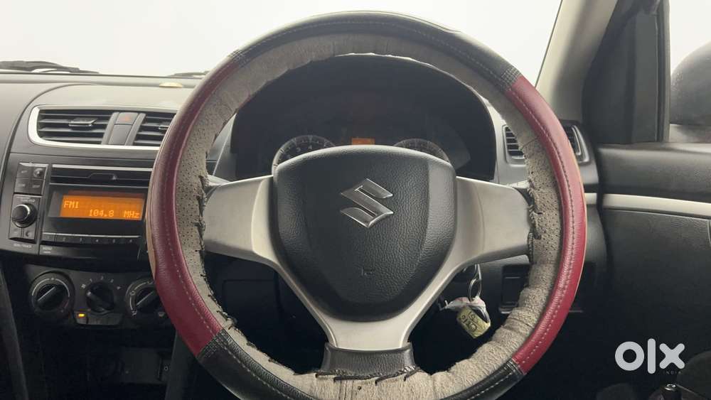 Maruti Suzuki Swift Vvt Vxi, 2015, Petrol