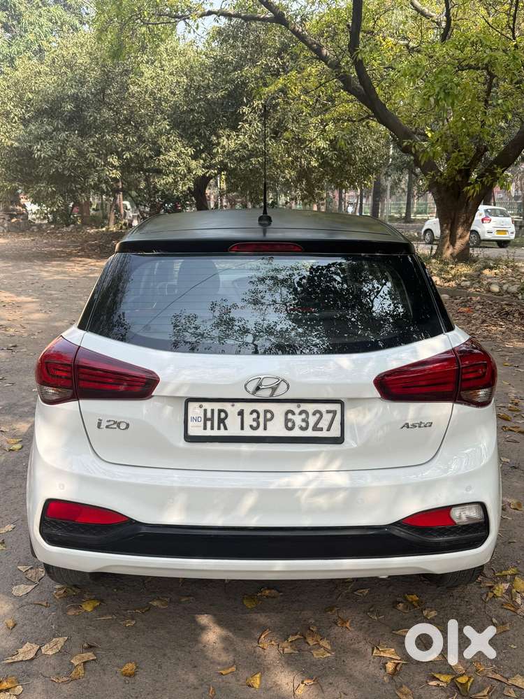 Hyundai I20 Asta 1.4 At Vtvt, 2018, Petrol