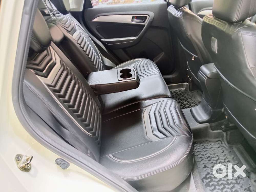 Maruti Suzuki Brezza 1.5 Zxi Plus At Smart Hybrid, 2020, Petrol