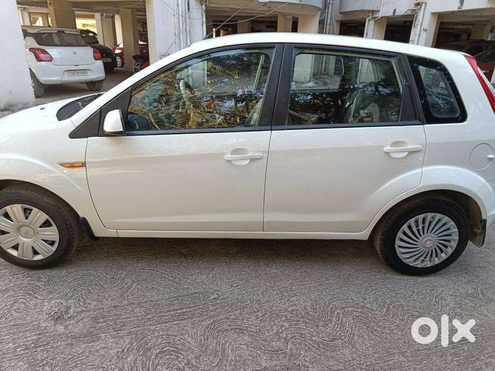Ford Figo 2010-2012 Petrol Zxi, 2012, Petrol