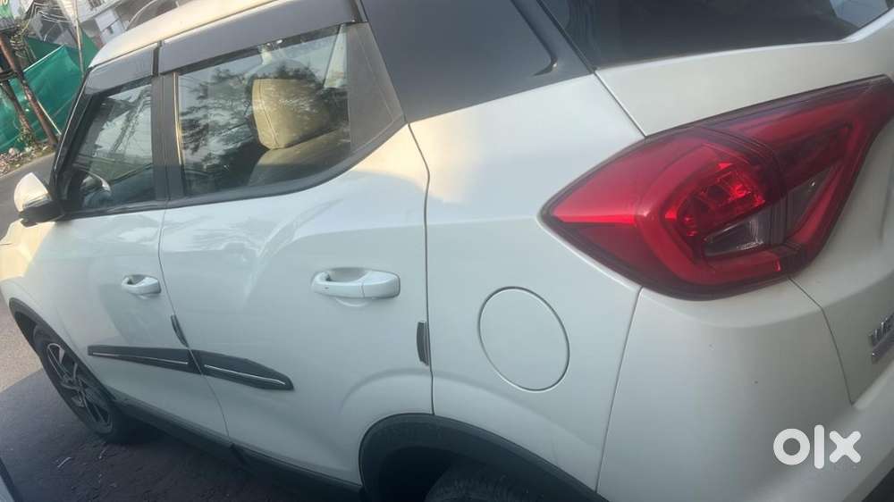 Mahindra Xuv300 2023 Diesel Well Maintained