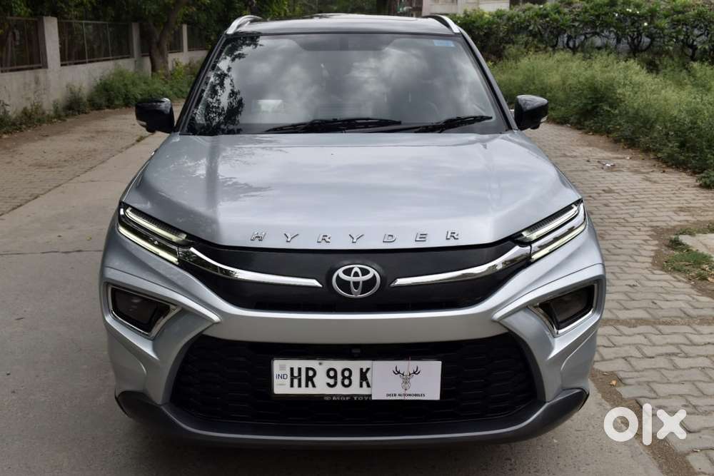 Toyota Urban Cruiser Hyryder 1.5 V Hybrid, 2023, Petrol