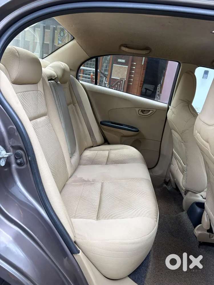Honda Amaze 2014 Diesel, 1st Owner, Automatic