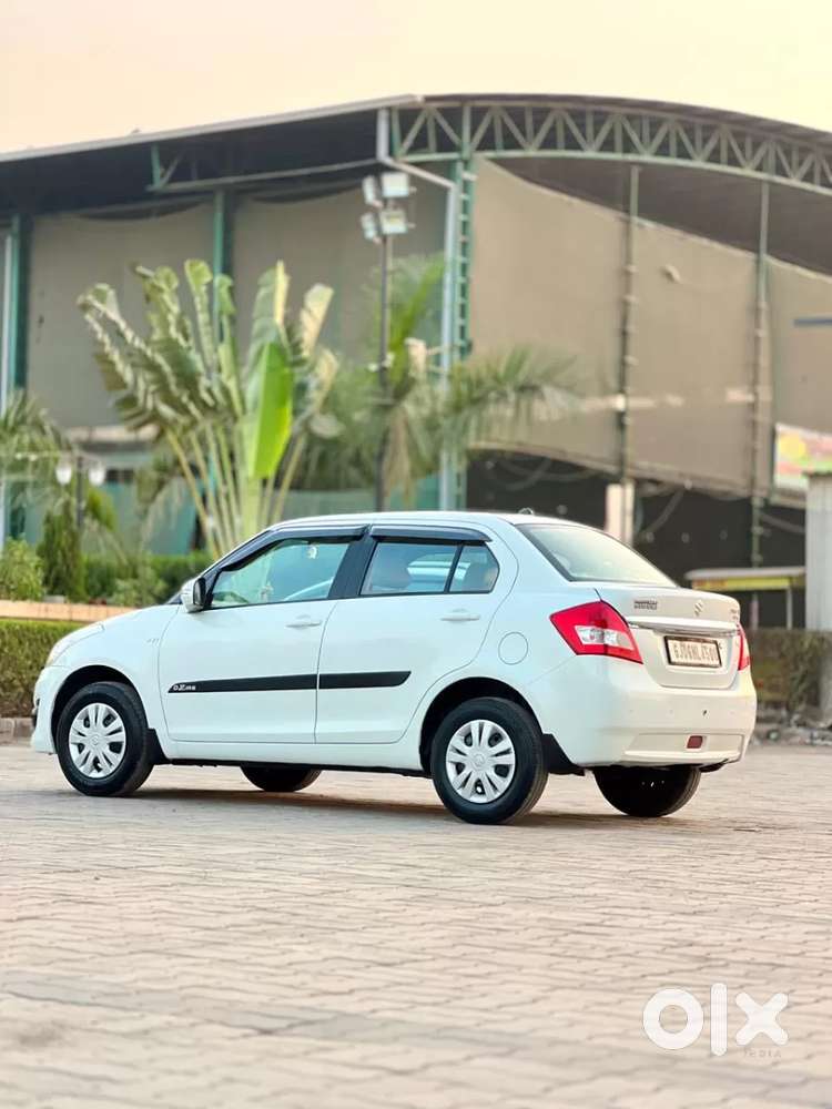 Maruti Suzuki Swift Dzire 1.3 Vxi, 2014, Petrol