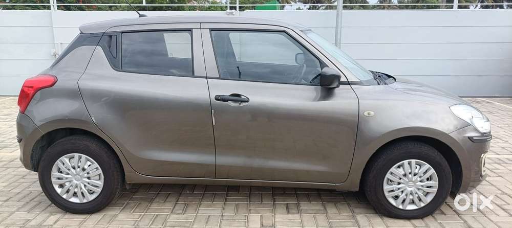 Maruti Suzuki Swift Vvt Lxi, 2021, Petrol