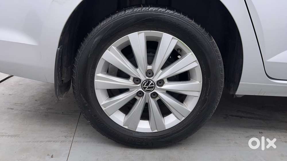 Volkswagen Virtus Highline Plus 1.0 Tsi At, 2022, Petrol