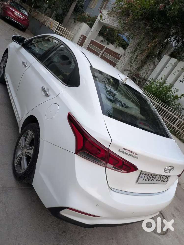 Hyundai Verna 2019 Diesel 150000 Km Driven