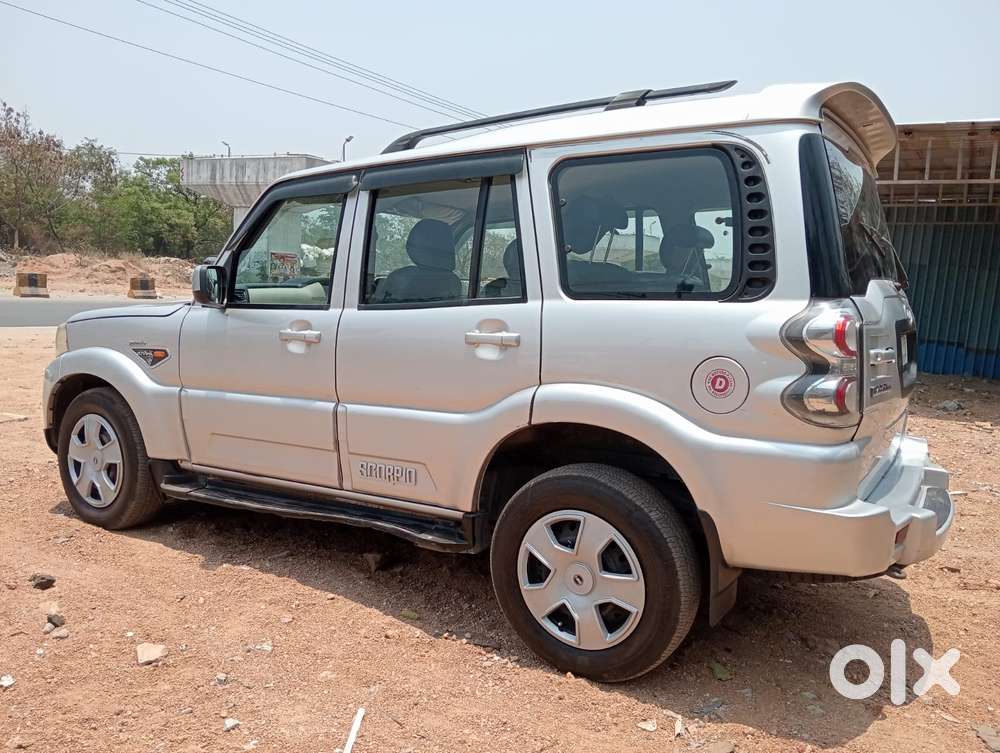 Mahindra Scorpio S6 Plus, 2016, Diesel