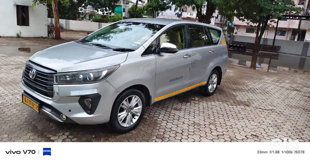Toyota Innova Crysta 2019 Diesel 180000 Km Driven