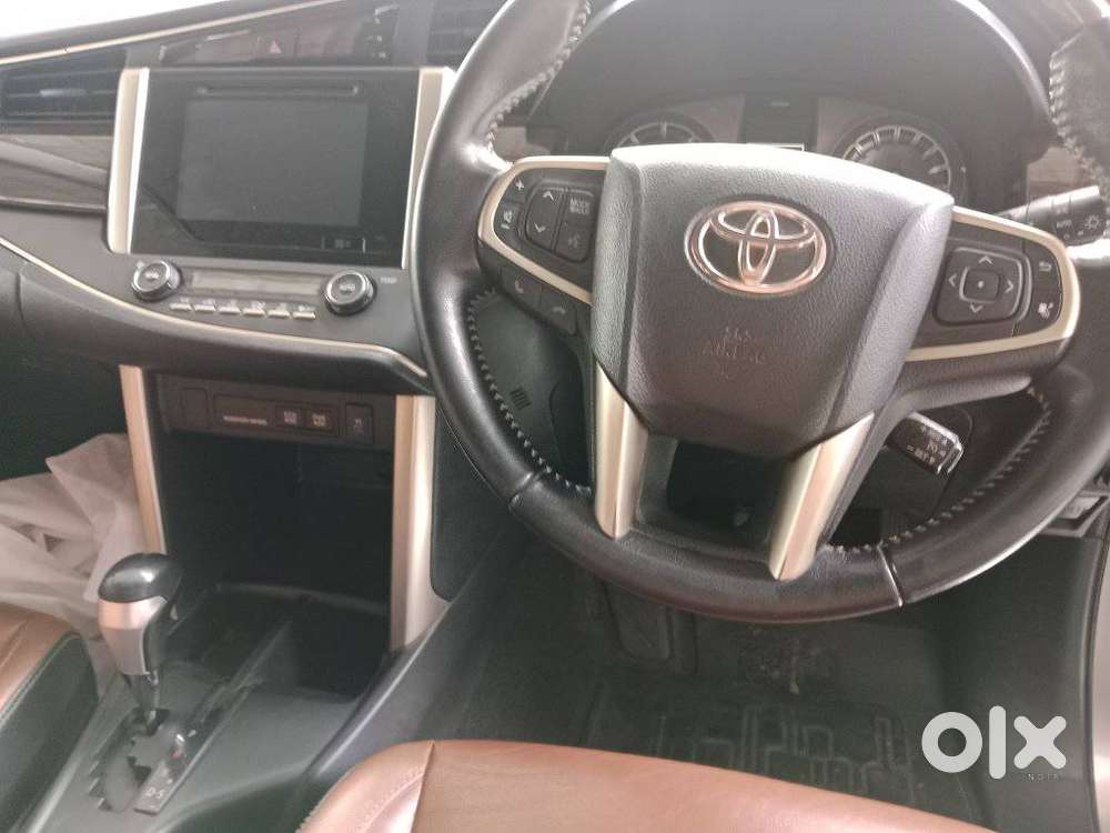 Toyota Innova Crysta, 2016, Diesel