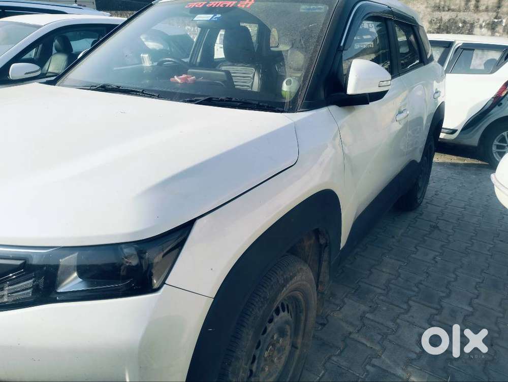 Maruti Brezza Vxi At 2024