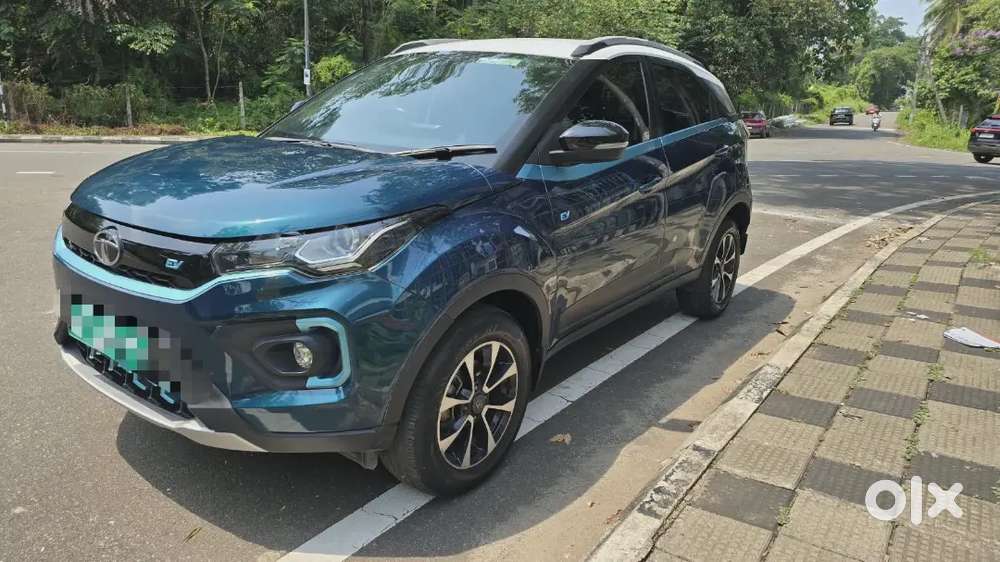 Tata Nexon Ev Xz + Single Owner New Battery Under Battery Warranty