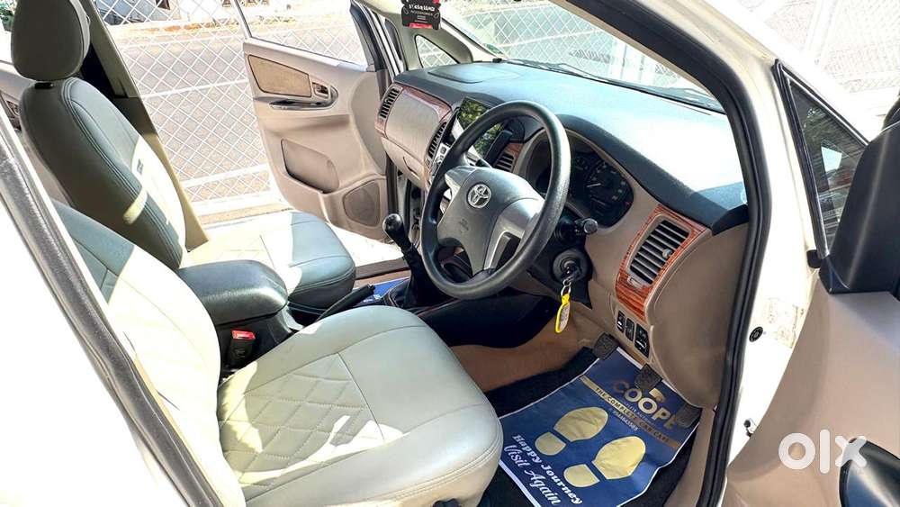 Toyota Innova, 2015