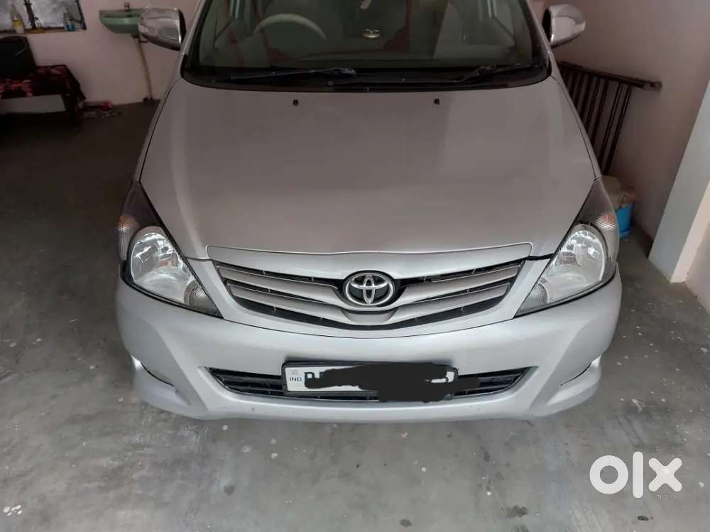 Toyota Innova 2011 Diesel Well Maintained