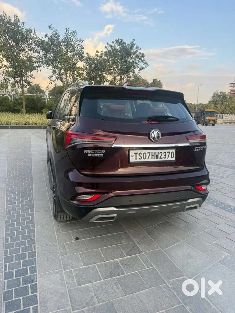 Mg Hector Plus 2021 Diesel Well Maintained