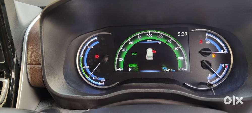 Toyota Innova Hycross 2.0 Vx Hybrid 7 Str, 2023, Petrol